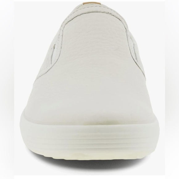 ECCO Women's Soft Casual Slip on Sneaker - Picture 2 of 10